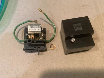 Tocadiscos estéreo vintage doble 1225 - separación - interruptor de arranque Foto 1 de 3