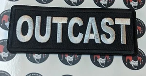 Parche bordado para motociclista Outcast - Imagen 1 de 1