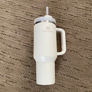Vaso Stanley Flowstate Quencher H2.0 40 oz color crema taza NUEVO - Imagen 1 de 4