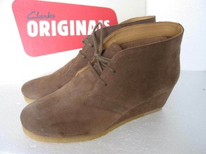 clarks yarra chic
