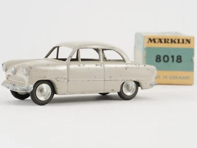 Marklin 8048 Ford Taurus 15M Grigio - Immagine 1 di 4