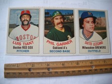 1977 HOSTESS PANEL LUIS TIANT PHIL GARNER SIXTO LEZCANO 10-11-12