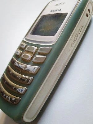 Nokia 2100 Telefonino Vintage, Verde Acqua, Caricabatterie Non Incluso - Immagine 1 di 4