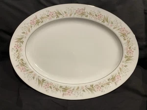Noritake Mayflower #2351 Oval Vegetable Serving Dish Japan 13 5/8” x 10 3/8” - Picture 1 of 5