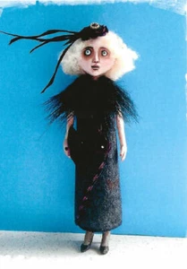 Cloth Folk Art Pattern "Helen's Aunt" By Susan Barmore - Picture 1 of 1