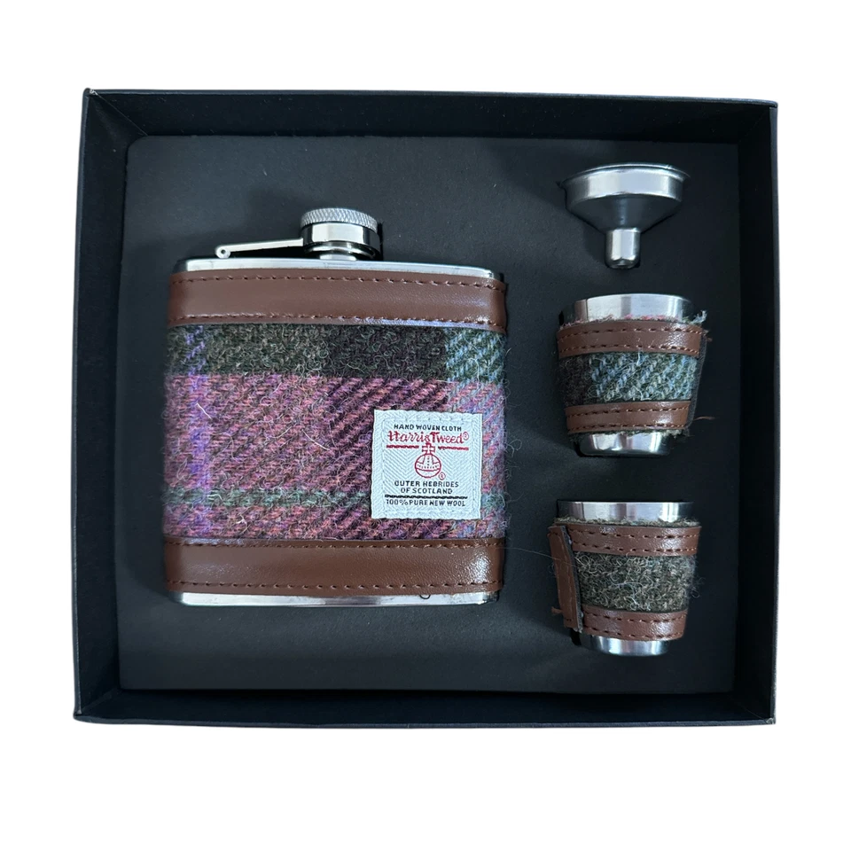 Harris Tweed 6oz Hip Flask Set - Image 1 of 1