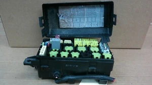 04 05 06 07 08 Chevy Aveo Engine Fuse Box Relay Junction Block Panel 2004-2008 - Picture 1 of 6