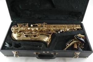 Saxofón alto Evette Buffet Crampon, piezas/reparación se ve bien no se puede probar - Imagen 1 de 20