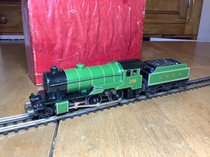 Trix Twin 3 Rail AC 4/536 LNER Green 4-4-0 Hunt Class Loco 298 Pychley restored - Picture 1 of 7