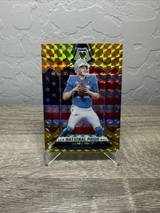 2024 Panini Mosaic Jared Goff Orgoglio Nazionale Gold Prizm /10 #252 Leoni - Foto 1 di 1