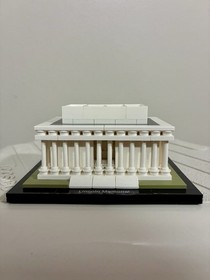 Lego Architecture Lincoln Memorial Set 21022 - Retired Complete (2015)