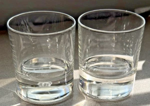 2 Crown Royal “There’s A Code to Being Royal”. Holograma 3D. Gafas de bola baja. - Imagen 1 de 11