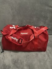 SUPREME DUFFLE BAG 3D LOGO RED FW23B15