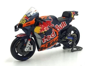 Maisto 1/18 Scale 36393 Red Bull Motorbike #33 KTM Factory Racing RC16 Binder - Picture 1 of 5
