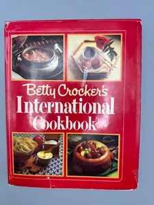 Vintage 1980 Betty Crocker's International Cookbook First Edition Hardcover - Bild 1 von 18
