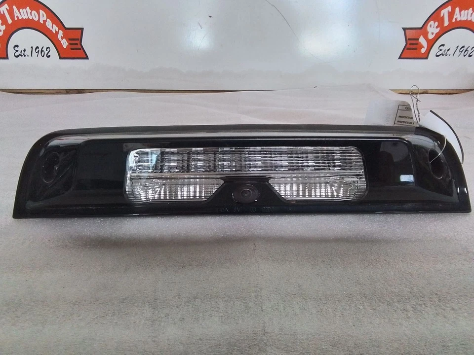 2019 2020 2021 2022 2023 RAM 2500 3500 LED THIRD BRAKE LIGHT WITH CAMERA - Image 1 of 4