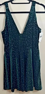Xtraordinario ~ Vestido Semi Formal Patinador Lentejuelas Terciopelo Verde Talla 13 Nuevo - Imagen 1 de 11