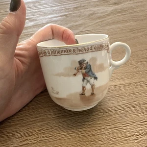 Vintage Royal Doulton Teetasse "There Was A Little Man" Kinderreim Tasse - Bild 1 von 11