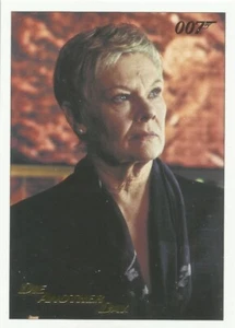James Bond Archives Final: No 71 Gold Parallel Base Card #016/250 - Foto 1 di 1