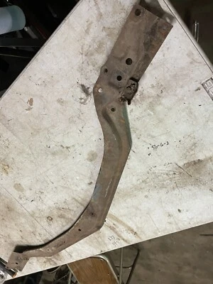 Chevrolet Chevelle 1971 El Camino panel de llenado delantero delantero del radiador Foto 1 de 4