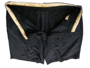Tommy Bahama Men's 34 Modal Silk Bermuda Classic Fit Pleated Short Summer Black - Picture 1 of 11