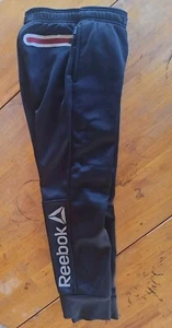 Reebok Track Pants S 8 Black Youth Kids Joggers Logo EUC - Picture 1 of 6