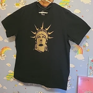 The Nike Tee NYC 5 Boroughs Statue of Liberty TShirt Size XL Black New York City - Picture 1 of 10