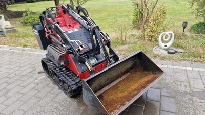 Bagger, Raupe, Stapler mit Honda Motor - Der Multiloader - Bild 1 von 4