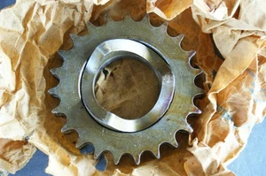 NOS Genuine Harley Davidson 23 tooth engine sprocket 40282-70 - Picture 1 of 4