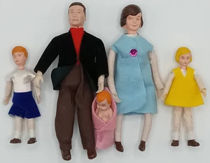 1970 Sears braune Familie Gummi bewegliche Puppenhaus Puppen Papa Mutter Junge Mädchen Baby - Bild 1 von 15