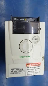 SCHNEIDER ELECTRIC INVERTER DRIVE ATV12H018M2 - Foto 1 di 4