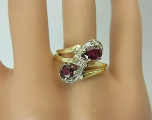 Anillo Vintage De Rubí Y Diamante De Oro Amarillo De 18k 1.29 Ct TW - Imagen 1 de 10