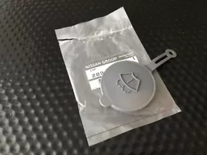 GENUINE OEM NISSAN WINDSHIELD WASHER TANK BOTTLE RESERVOIR CAP COVER ALTIMA 350Z - Foto 1 di 1
