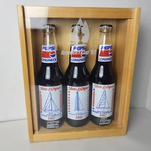 1992 Diet Pepsi Longneck Stars & Stripes America's Cup Display Case With Bottles - Picture 1 of 12