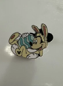 DISNEY PIN 2024 DISNEYLAND HIDDEN MICKEY DLR - MICKEY HOLIDAYS EASTER - Picture 1 of 1