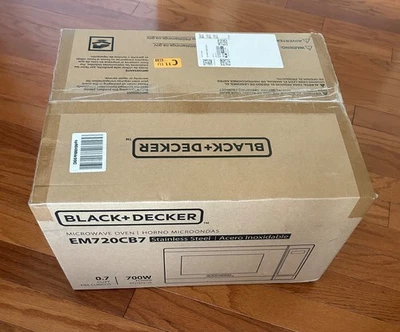 Microondas de acero inoxidable Black + Decker Foto 1 de 3