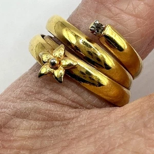 Gold tone floral Ring Boho Bohemian Size 5.25 pinkie casual costume jewelry - Picture 1 of 9