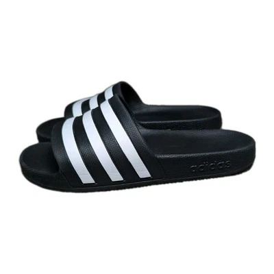 Sandalias sin cordones Adidas Adilette Aqua Slides negras - se ajustan como para mujer talla 7 Foto 1 de 4