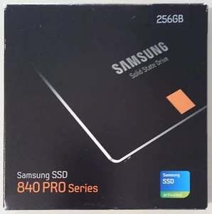 Samsung 840 Pro Series MZ-7PD256BW 2,5" 256GB SATA III Solid State Drive SSD - Bild 1 von 7