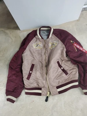 Chaqueta Bomber Alpha Industries Edición Limitada 155 De 394 Foto 1 de 4