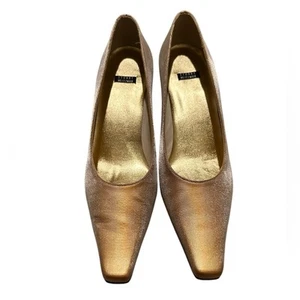 NWOT Stuart Weitzman Gold Pointed Square Toe Kitten Heels, size 9.5 - Picture 1 of 5
