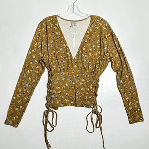NEW asos Curve Womens Long Sleeve Floral Top Size 14 Yellow V Neck Shirt - Picture 1 of 9