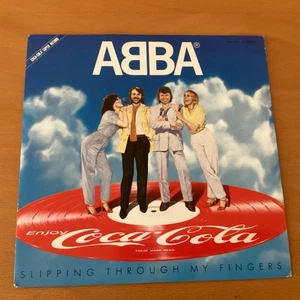 ABBA SLIPPING THROUGH MY FINGERS JAPAN 7 INCH PD-105 PROMO PICTURE DISC - Picture 1 of 4