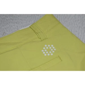 Pantalones cortos de golf Puma para hombre talla 34 rendimiento poliéster amarillo frente plano - Imagen 1 de 6