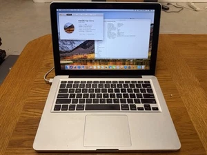 2011 MacBook Pro - Intel Core i5 - 4GB RAM - 320GB HDD (NO BATT / OK SHAPE) - Picture 1 of 5