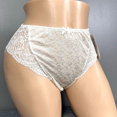 Vintage New NWT Evelyn Panties Cream Stretch Lace Size 100-IV Large Spain Made - Image 1 of 4