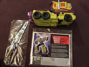 Transformers Funpub TFCC TFSS Subscription 5.0 combiner wars toxitron - Picture 1 of 1