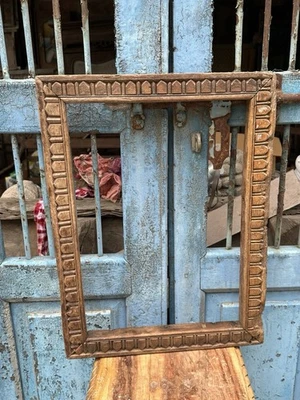 "Hermoso marco de pared antiguo vintage de madera tallado a mano 30 X 20""" Foto 1 de 4