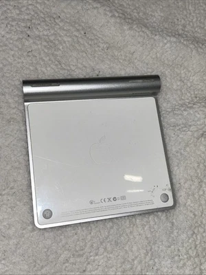 Apple Magic Trackpad A1339 Wireless MultiTouch Klickpad für MacBook und iMac - Bild 1 von 2