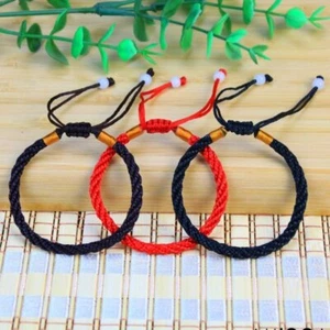 1pc Braided Red String Bracelet Adjustable Lucky Bangle Women Men Jewelry Gift - Photo 1 sur 15